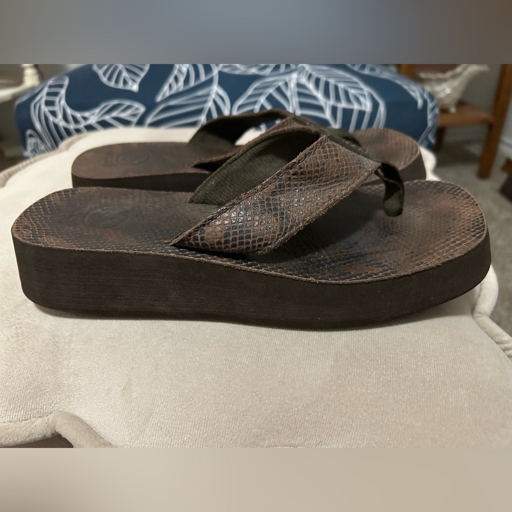 Reef platform Leather Snake Print Textured Brown Sandals